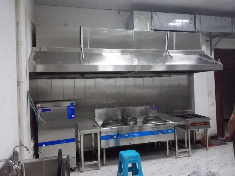 厨房革命:学校食堂如何升级设备实现营养美味兼顾
